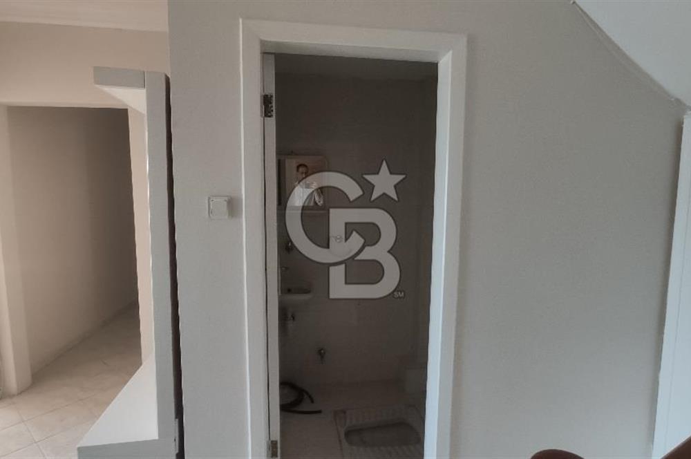 Çankaya Birlik Mahallesinde 254 m2 Net Kullanım Alanı olan 3+1 satılık Dublex Daire