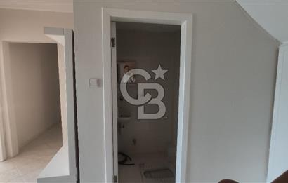 Çankaya Birlik Mahallesinde 254 m2 Net Kullanım Alanı olan 3+1 satılık Dublex Daire