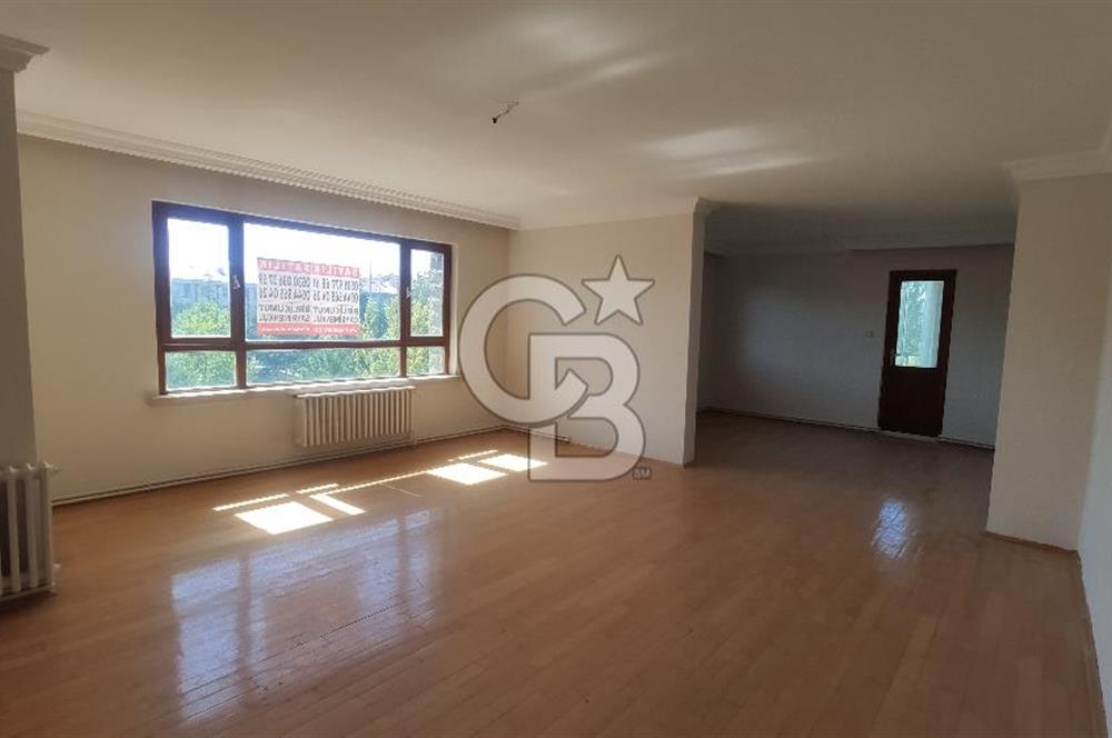Çankaya Birlik Mahallesinde 254 m2 Net Kullanım Alanı olan 3+1 satılık Dublex Daire