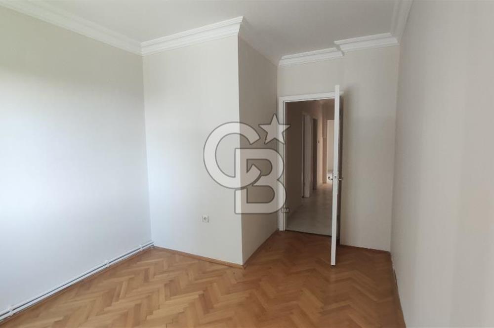 Çankaya Birlik Mahallesinde 254 m2 Net Kullanım Alanı olan 3+1 satılık Dublex Daire