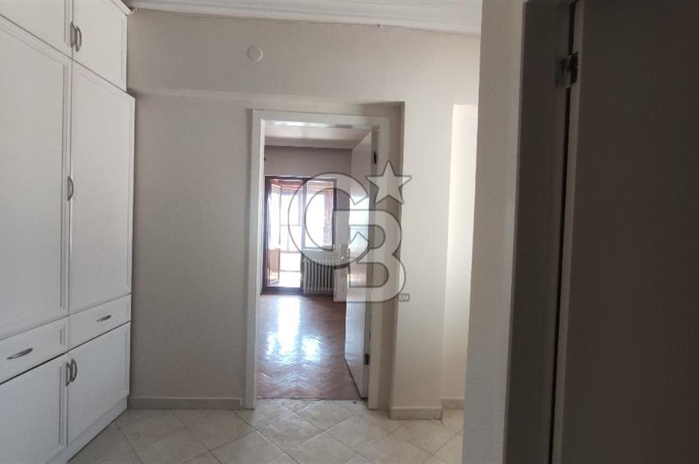 Çankaya Birlik Mahallesinde 254 m2 Net Kullanım Alanı olan 3+1 satılık Dublex Daire