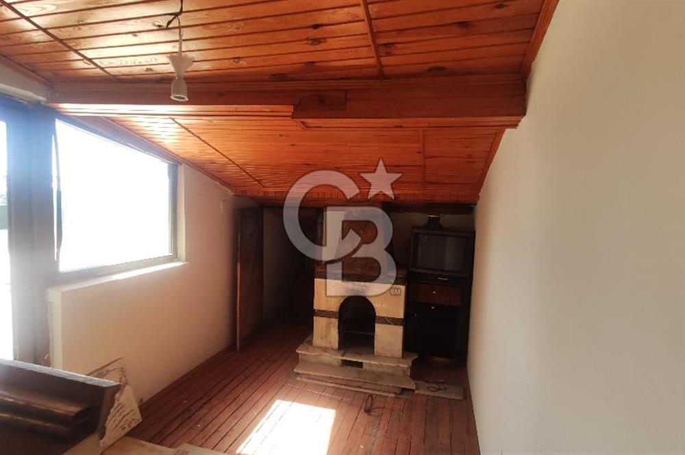 Çankaya Birlik Mahallesinde 254 m2 Net Kullanım Alanı olan 3+1 satılık Dublex Daire