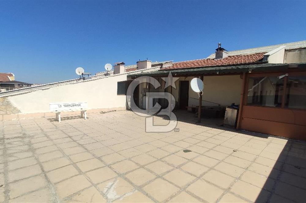 Çankaya Birlik Mahallesinde 254 m2 Net Kullanım Alanı olan 3+1 satılık Dublex Daire