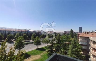Çankaya Birlik Mahallesinde 254 m2 Net Kullanım Alanı olan 3+1 satılık Dublex Daire