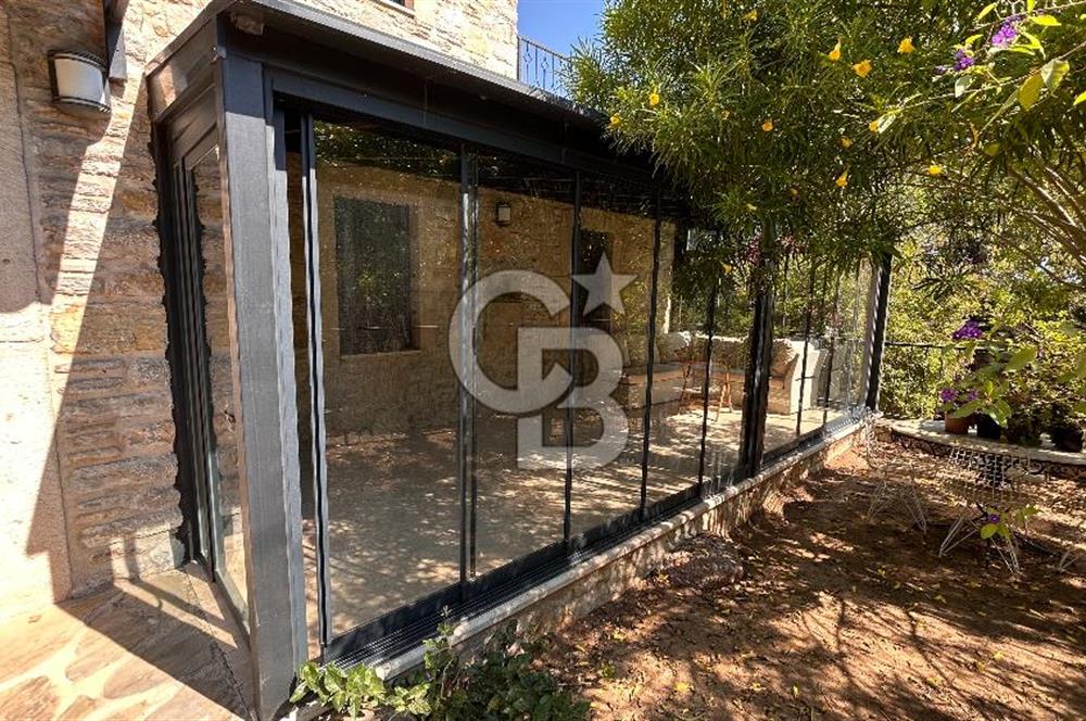 ESKİ DATÇA DA SATILIK 514 M² ARSA İÇİNDE 4+2 TAŞ VİLLA