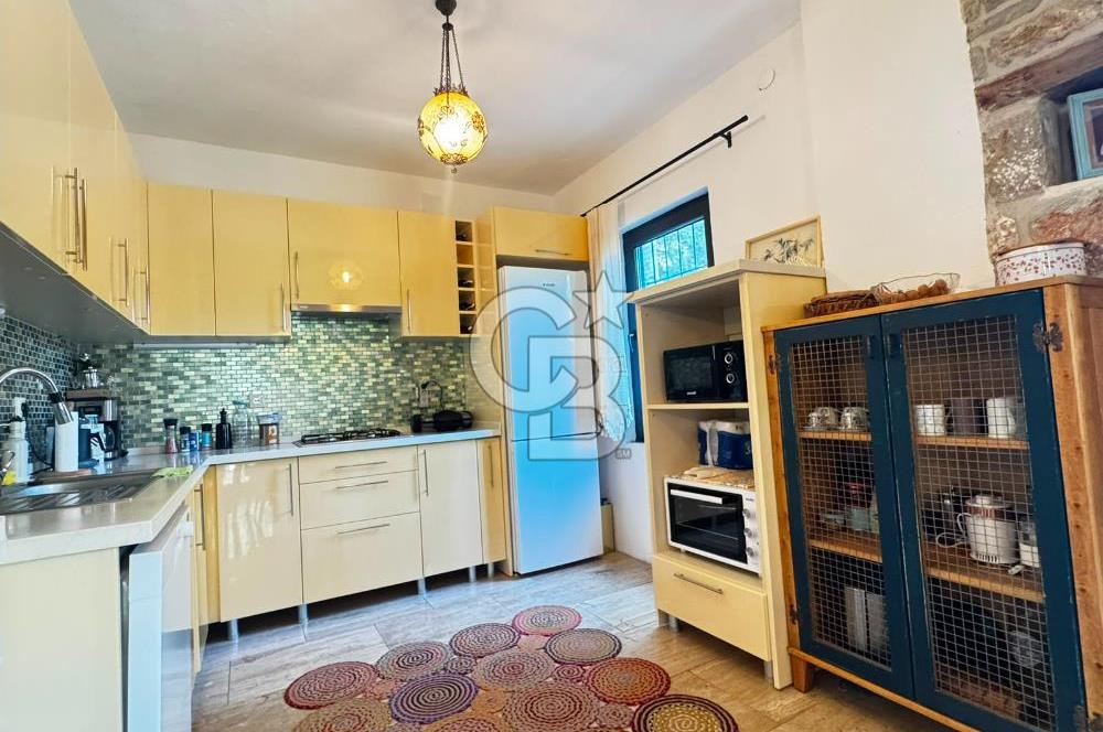 ESKİ DATÇA DA SATILIK 514 M² ARSA İÇİNDE 4+2 TAŞ VİLLA