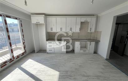 Foça Yenibağarası Havuzlu Sitede 1+1 Kiralık Daire