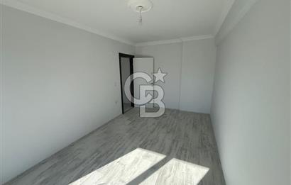 Foça Yenibağarası Havuzlu Sitede 1+1 Kiralık Daire