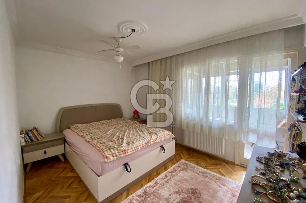 Dumlupınar Cad. Derya Sitesi’nde Satılık Ara Kat 3+1 Ferah Daire