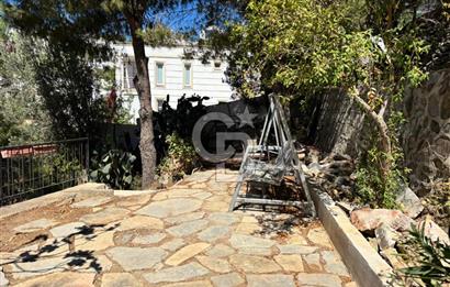 BODRUM-ORMANCILAR SİTESİ DENİZ MANZARALI KİRALIK VİLLA