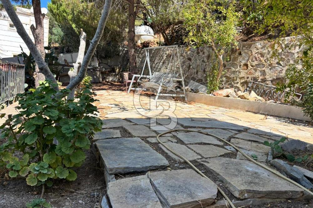 BODRUM-ORMANCILAR SİTESİ DENİZ MANZARALI KİRALIK VİLLA
