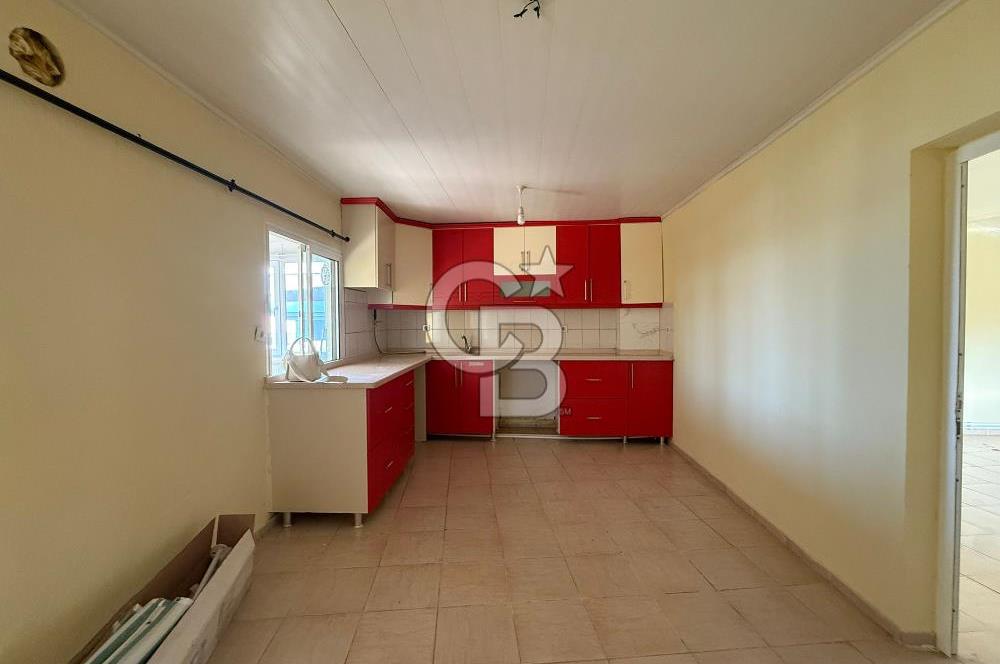 Yenifoça Gencelli'de Kiralık Geniş 1+1 Daire