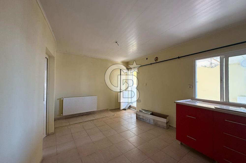 Yenifoça Gencelli'de Kiralık Geniş 1+1 Daire