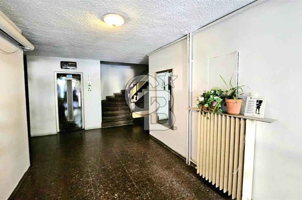 ÇANKAYA BÜKLÜM SOKAK'TA BALKONLU ASANSÖRLÜ 3+1 OFİS / DAİRE
