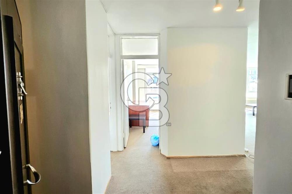 ÇANKAYA BÜKLÜM SOKAK'TA BALKONLU ASANSÖRLÜ 3+1 OFİS / DAİRE