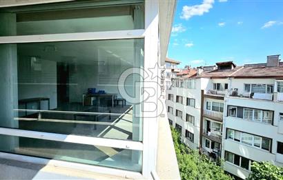 ÇANKAYA BÜKLÜM SOKAK'TA BALKONLU ASANSÖRLÜ 3+1 OFİS / DAİRE