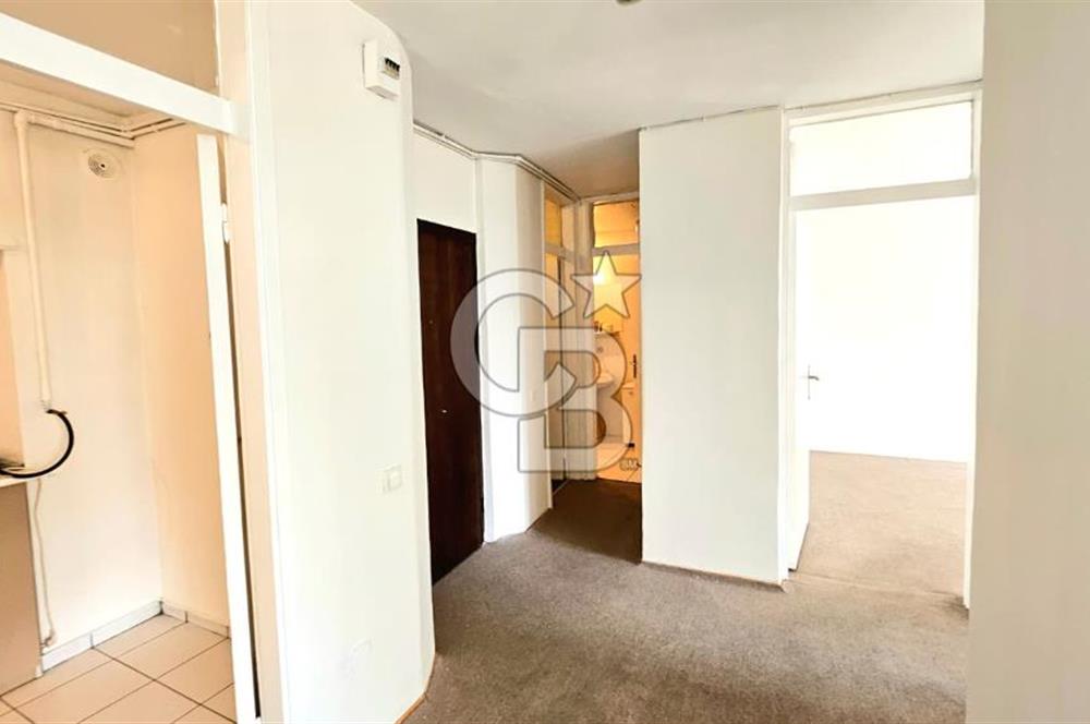 ÇANKAYA BÜKLÜM SOKAK'TA BALKONLU ASANSÖRLÜ 3+1 OFİS / DAİRE