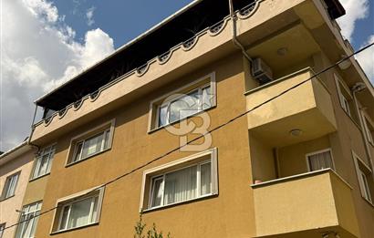 Çekmeköy Merkez Mah. Merkezi Konumda Kiralık 2+1 80 M2 Daire