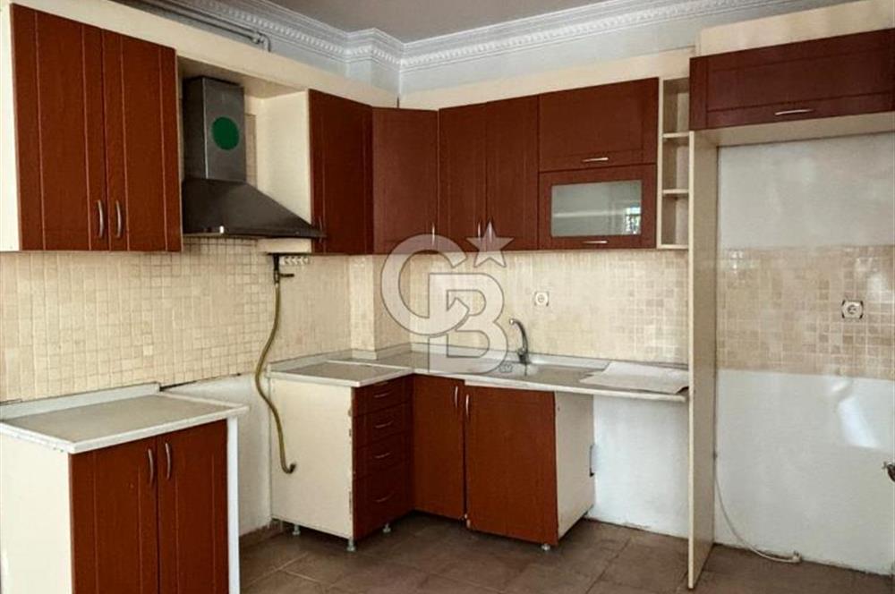 Çekmeköy Merkez Mah. Merkezi Konumda Kiralık 2+1 80 M2 Daire