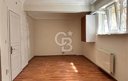 Çekmeköy Merkez Mah. Merkezi Konumda Kiralık 2+1 80 M2 Daire