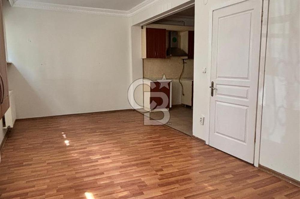 Çekmeköy Merkez Mah. Merkezi Konumda Kiralık 2+1 80 M2 Daire