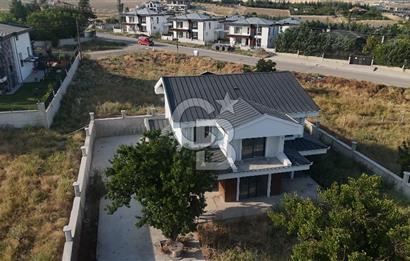 Beynamda 2+1 eşyalar dahil keyifli villa