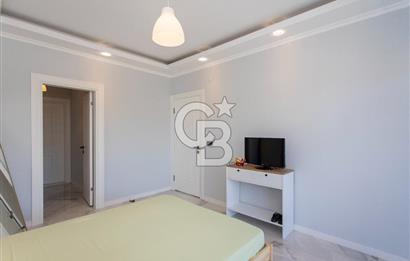 Foçaköy'de Kiralık Eşyalı 4+1 Müstakil Havuzlu Villa