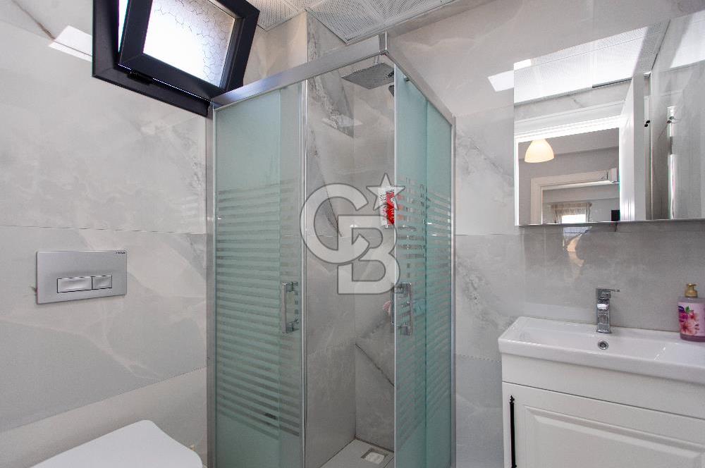 Foçaköy'de Kiralık Eşyalı 4+1 Müstakil Havuzlu Villa