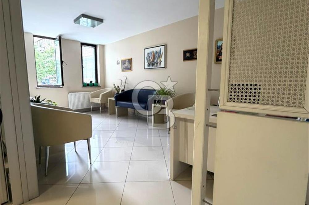 KIZILAY IHLAMUR SOK. HAN İÇERİSİNDE İÇİ YAPILI 1+1 SATILIK OFİS