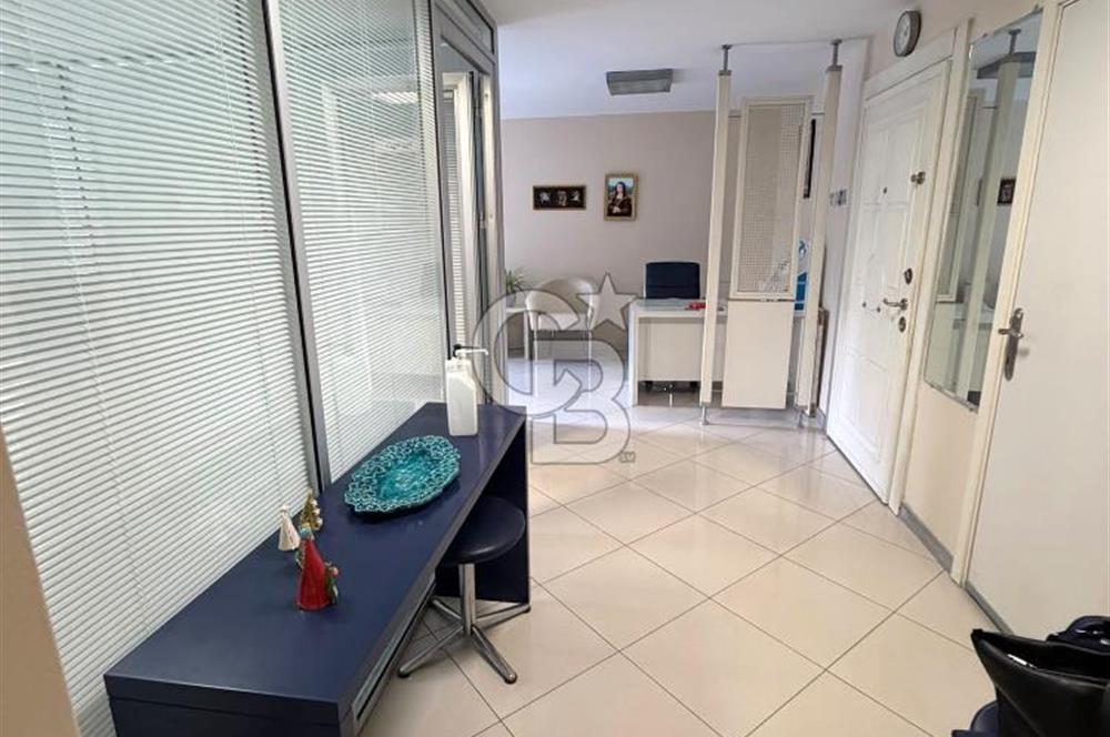 KIZILAY IHLAMUR SOK. HAN İÇERİSİNDE İÇİ YAPILI 1+1 SATILIK OFİS