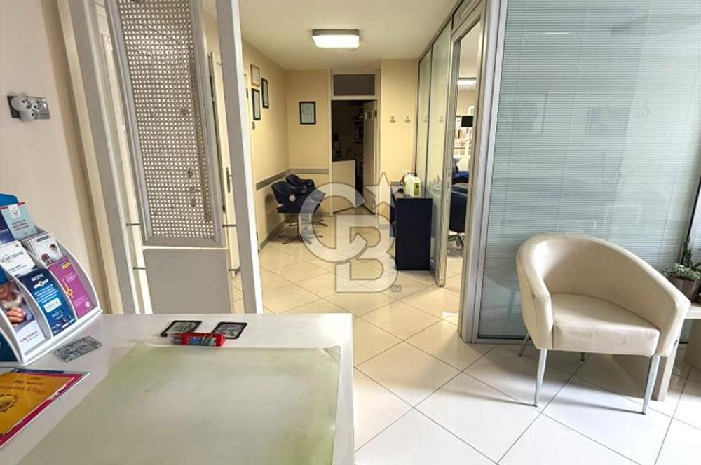 KIZILAY IHLAMUR SOK. HAN İÇERİSİNDE İÇİ YAPILI 1+1 SATILIK OFİS