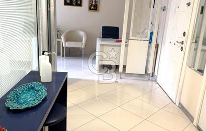KIZILAY IHLAMUR SOK. HAN İÇERİSİNDE İÇİ YAPILI 1+1 SATILIK OFİS