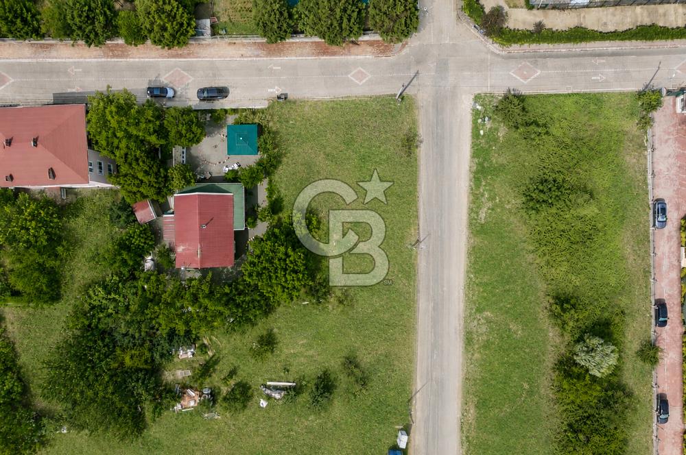 YENİKÖY'DE PRESTİJLİ KONUMDA, SATILIK 725 m² VİLLA İMARLI ARSA