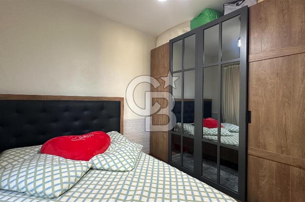 Sefa Çamlık'ta Denize 3.Parsel 530m2 Arsada 3 Katlı Satılık Bina