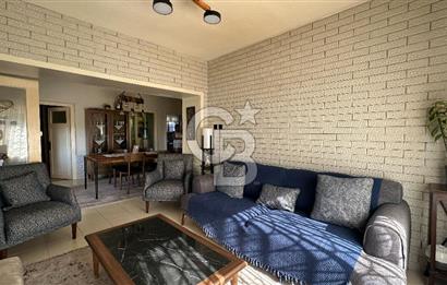 Sefa Çamlık'ta Denize 3.Parsel 530m2 Arsada 3 Katlı Satılık Bina