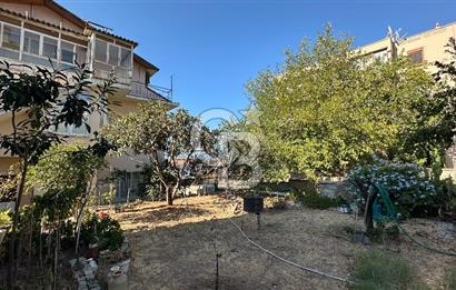 Sefa Çamlık'ta Denize 3.Parsel 530m2 Arsada 3 Katlı Satılık Bina