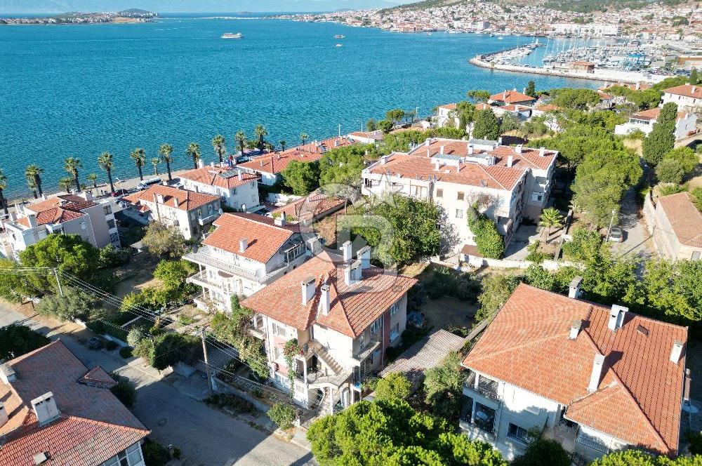 Sefa Çamlık'ta Denize 3.Parsel 530m2 Arsada 3 Katlı Satılık Bina