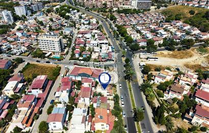 KUŞADASI KADINLAR DENİZİ’NDE PLAJA 300 METRE, CADDE ÜZERİNDE 3+2 VİLLA