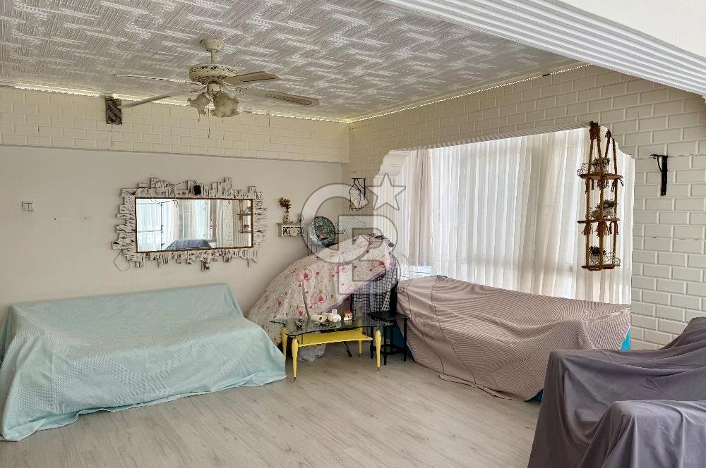 İzmir Konak Güzelyalı Mahallesinde Satılık Bahçe Katı