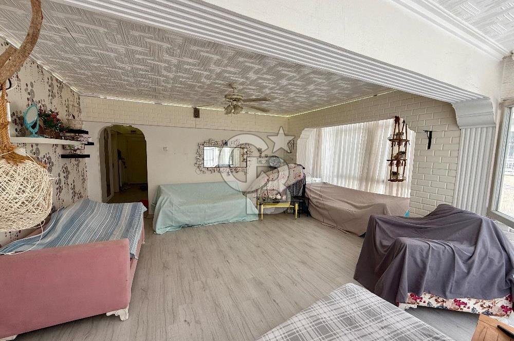 İzmir Konak Güzelyalı Mahallesinde Satılık Bahçe Katı