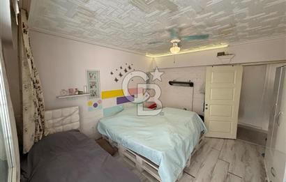 İzmir Konak Güzelyalı Mahallesinde Satılık Bahçe Katı
