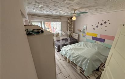İzmir Konak Güzelyalı Mahallesinde Satılık Bahçe Katı