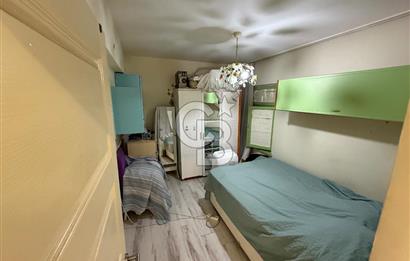 İzmir Konak Güzelyalı Mahallesinde Satılık Bahçe Katı