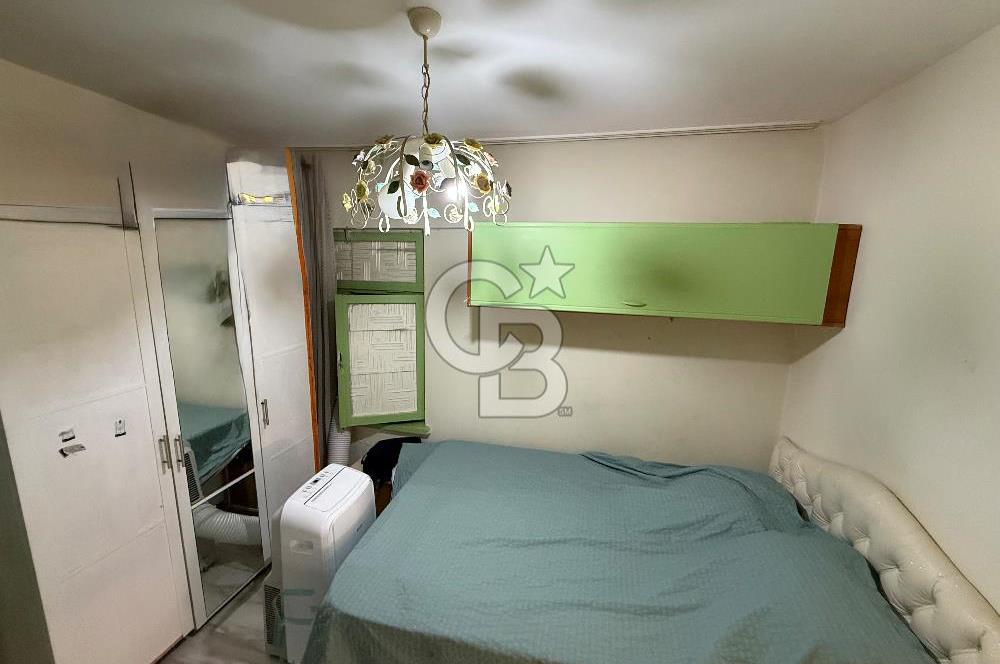 İzmir Konak Güzelyalı Mahallesinde Satılık Bahçe Katı