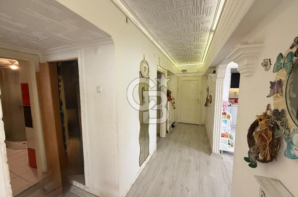 İzmir Konak Güzelyalı Mahallesinde Satılık Bahçe Katı