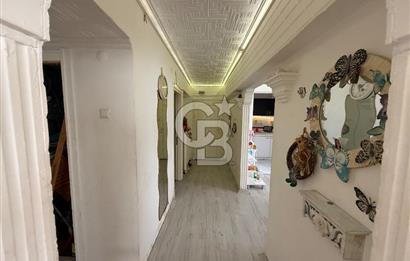 İzmir Konak Güzelyalı Mahallesinde Satılık Bahçe Katı