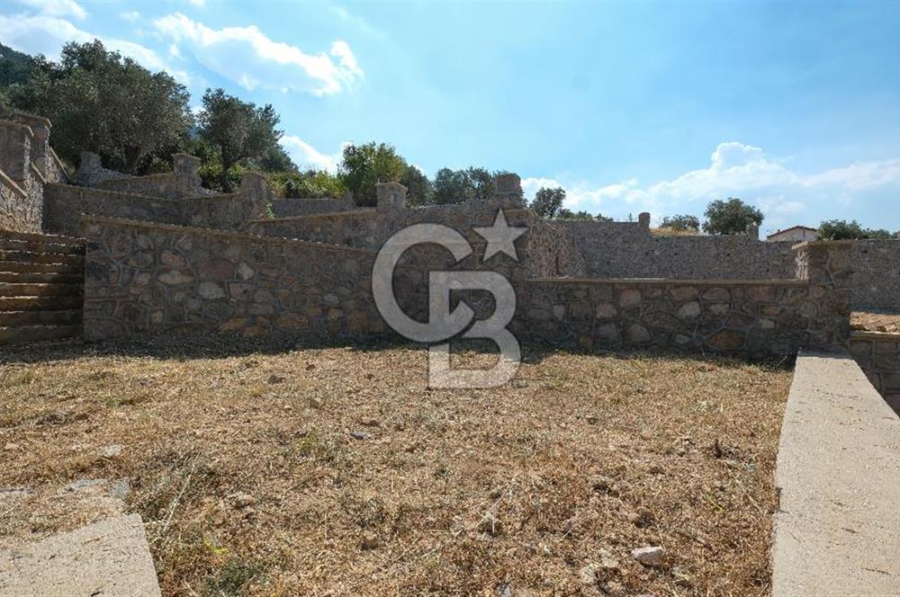 KEMALPAŞA AŞAĞIKIZILCA’DA 360° DOĞA MANZARALI SIFIR VİLLA