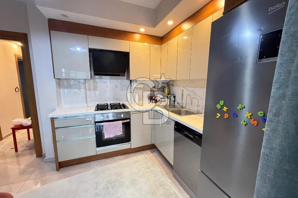 KARŞIYAKA ŞEMİKLER’DE GENÇ BİNADA 2+1 DAİRE