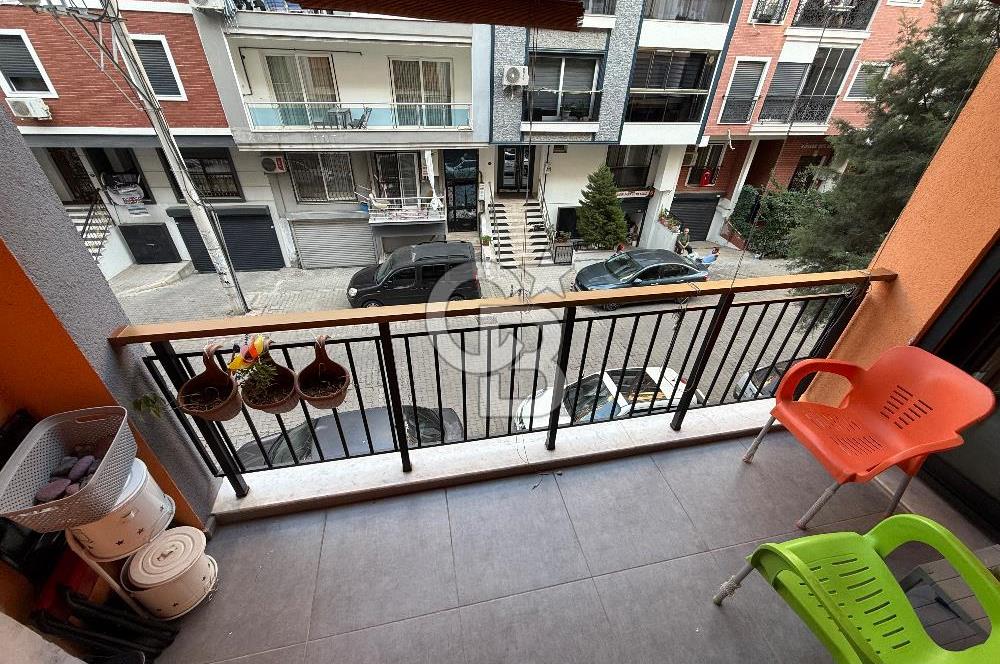 KARŞIYAKA ŞEMİKLER’DE GENÇ BİNADA 2+1 DAİRE