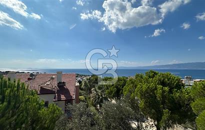 CB FARK'tan 200 m2 Bahçeli Köşe Konum 3+1 Satılık Villa